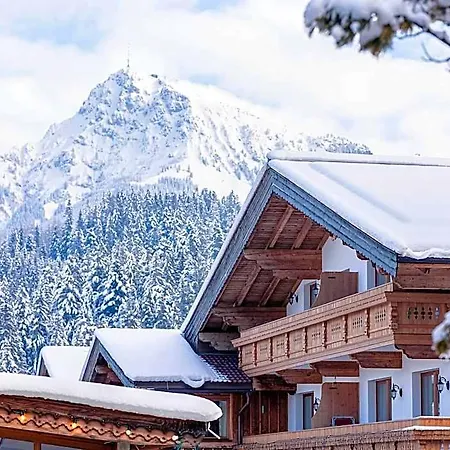 New In Kitzbuhel With Wellness Area 호텔 라이스베이키츠부헬