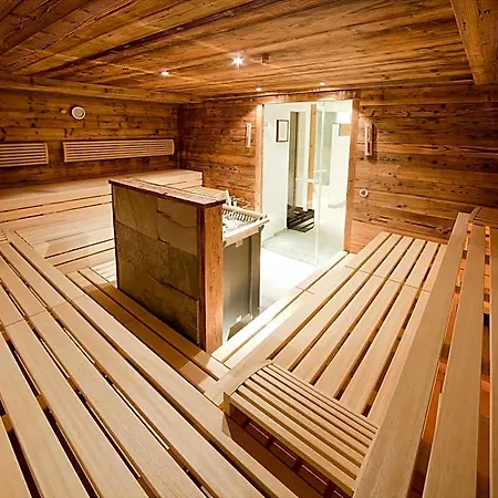 호텔 New In Kitzbuhel With Wellness Area 라이스베이키츠부헬